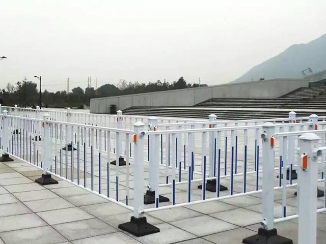 和田锌钢护栏网批发价格